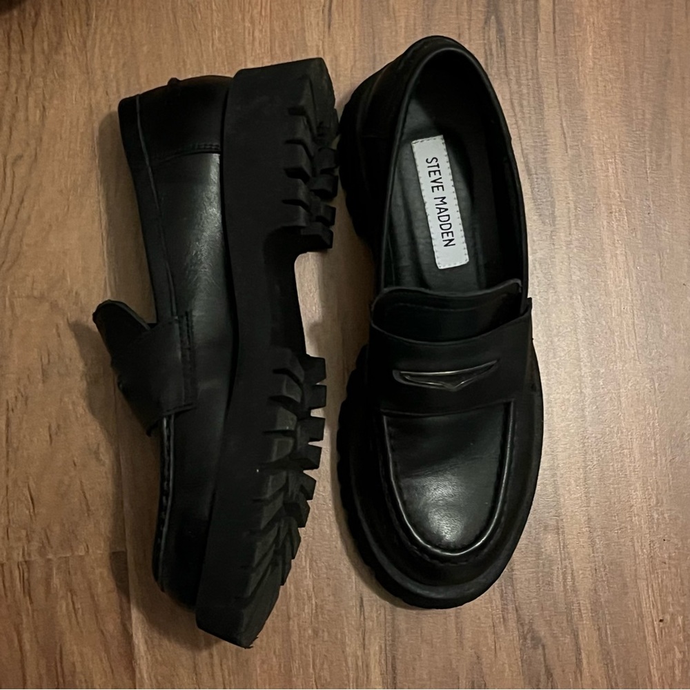 Steve Madden Black Lawrence Loafers